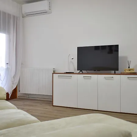 Welc-om Shabby Montegrotto Apartment
